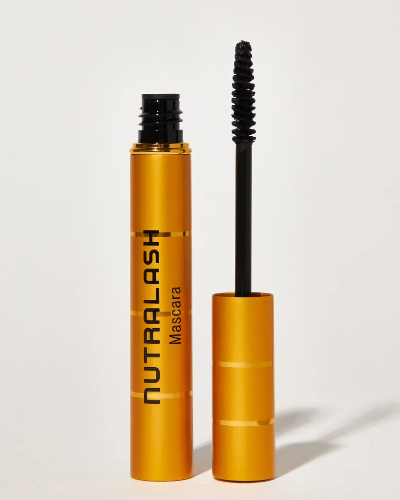 Pflegende Volumen-Mascara mit Hyaluronsäure
